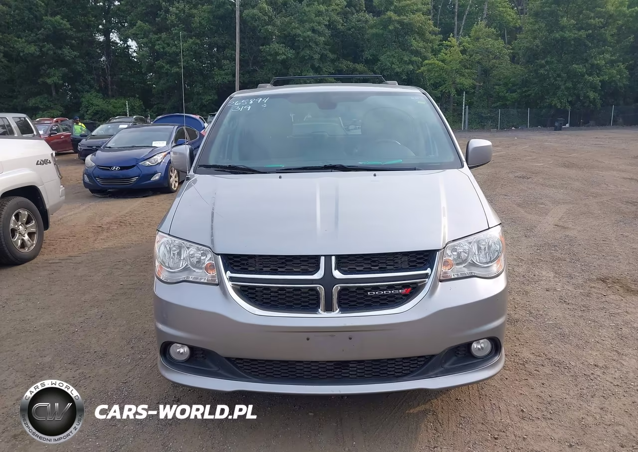 2018 Dodge Grand Caravan Sxt VIN:2C4RDGCG4JR359792 - 12