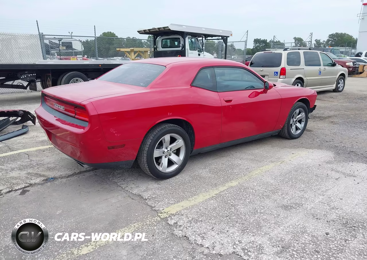 2011 Dodge Challenger VIN:2B3CJ4DG9BH510808 - 4