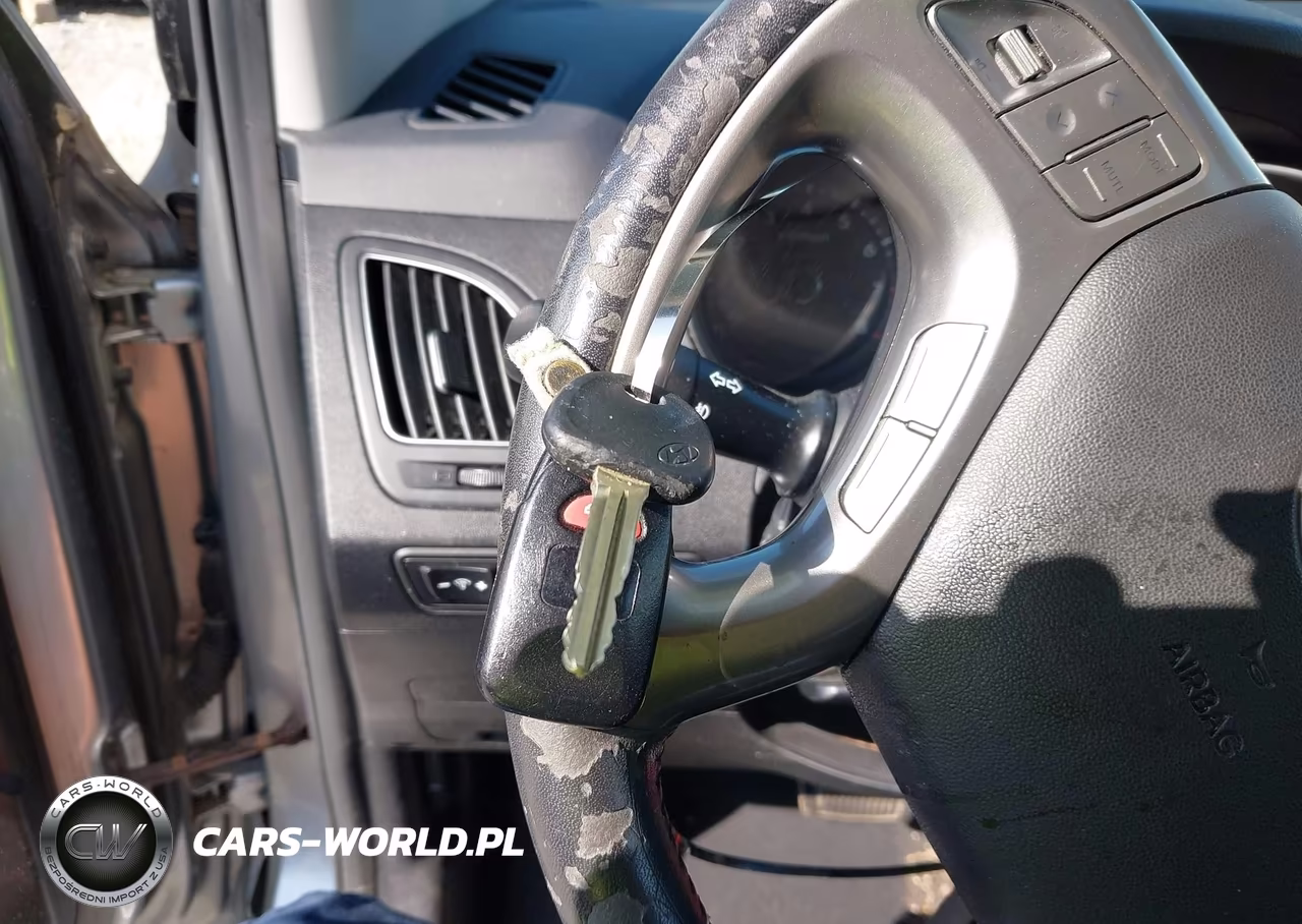 2011 Hyundai Tucson Limited VIN:KM8JU3AC3BU281897 - 11