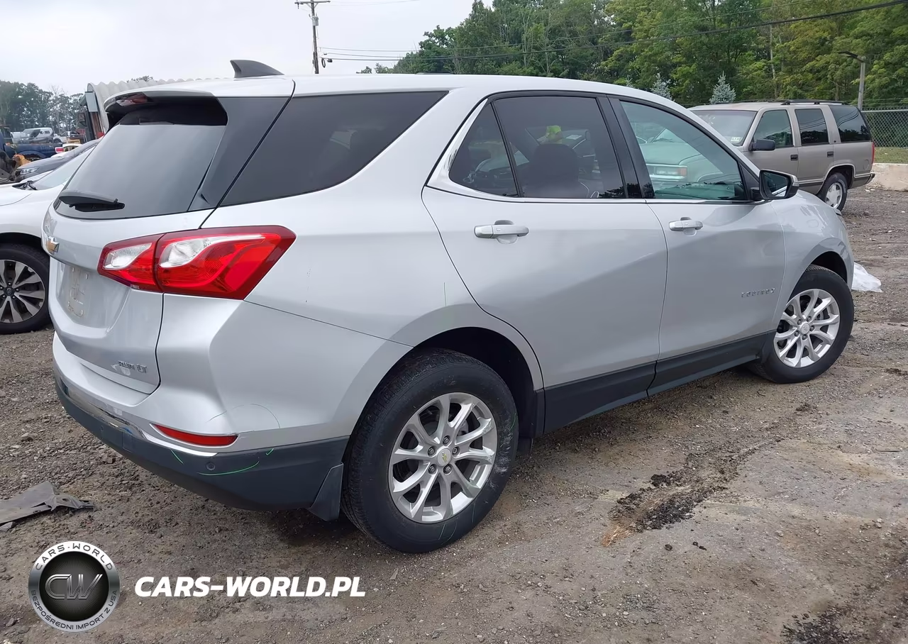 2018 Chevrolet Equinox Lt VIN:2GNAXSEVXJ6131078 - 4