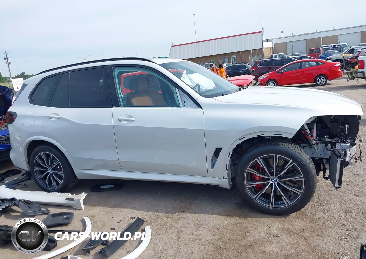 2026 BMW X5 Phev xDrive50E VIN:5UX43EU03T9351659 - 14