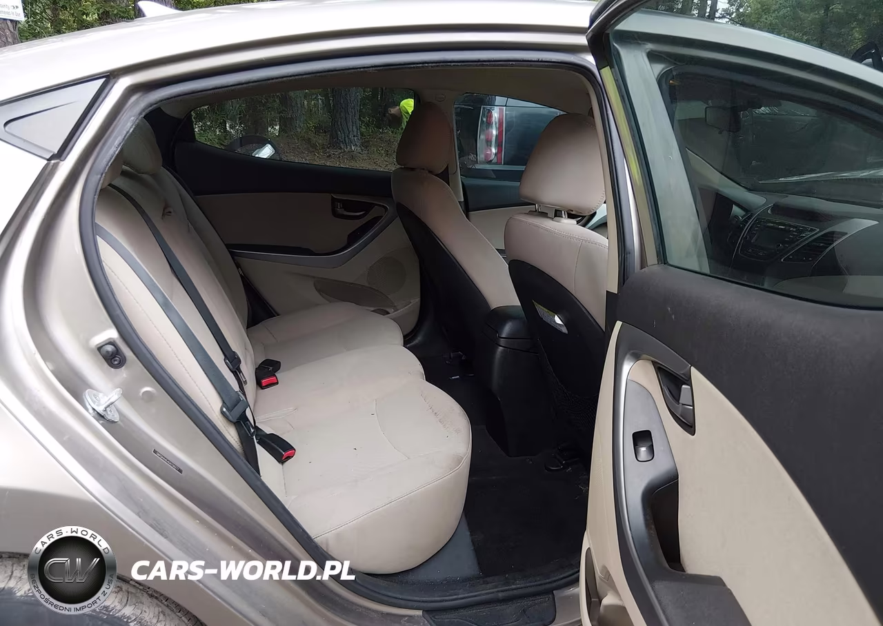 2016 Hyundai Elantra Se VIN:5NPDH4AE4GH716277 - 8