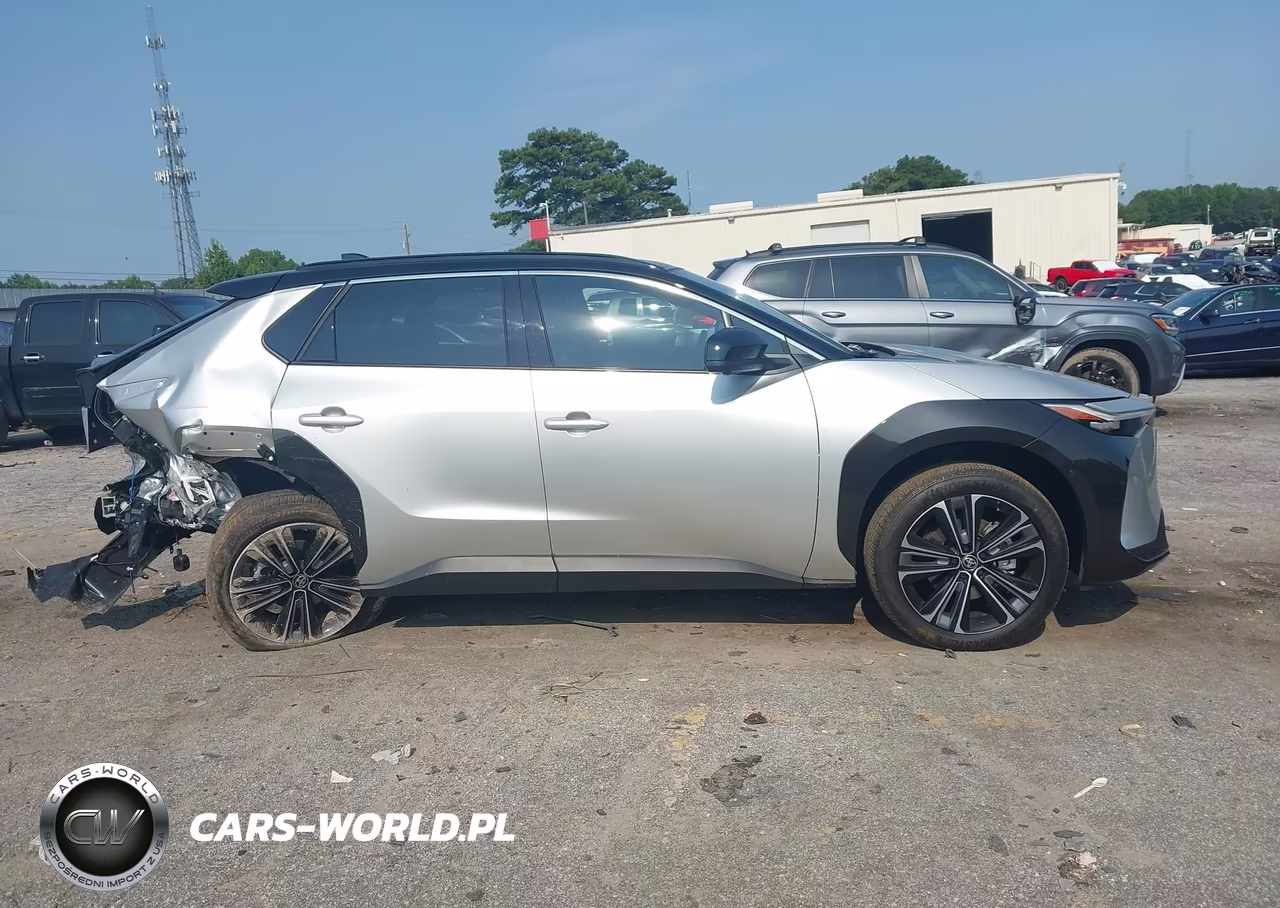 2025 Toyota Bz4X Limited VIN:JTMAAAAA3SA056106 - 13
