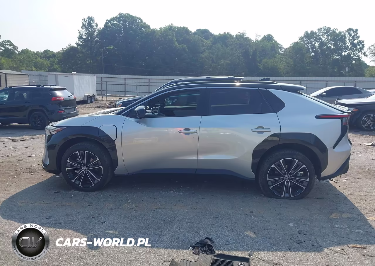 2025 Toyota Bz4X Limited VIN:JTMAAAAA3SA056106 - 14