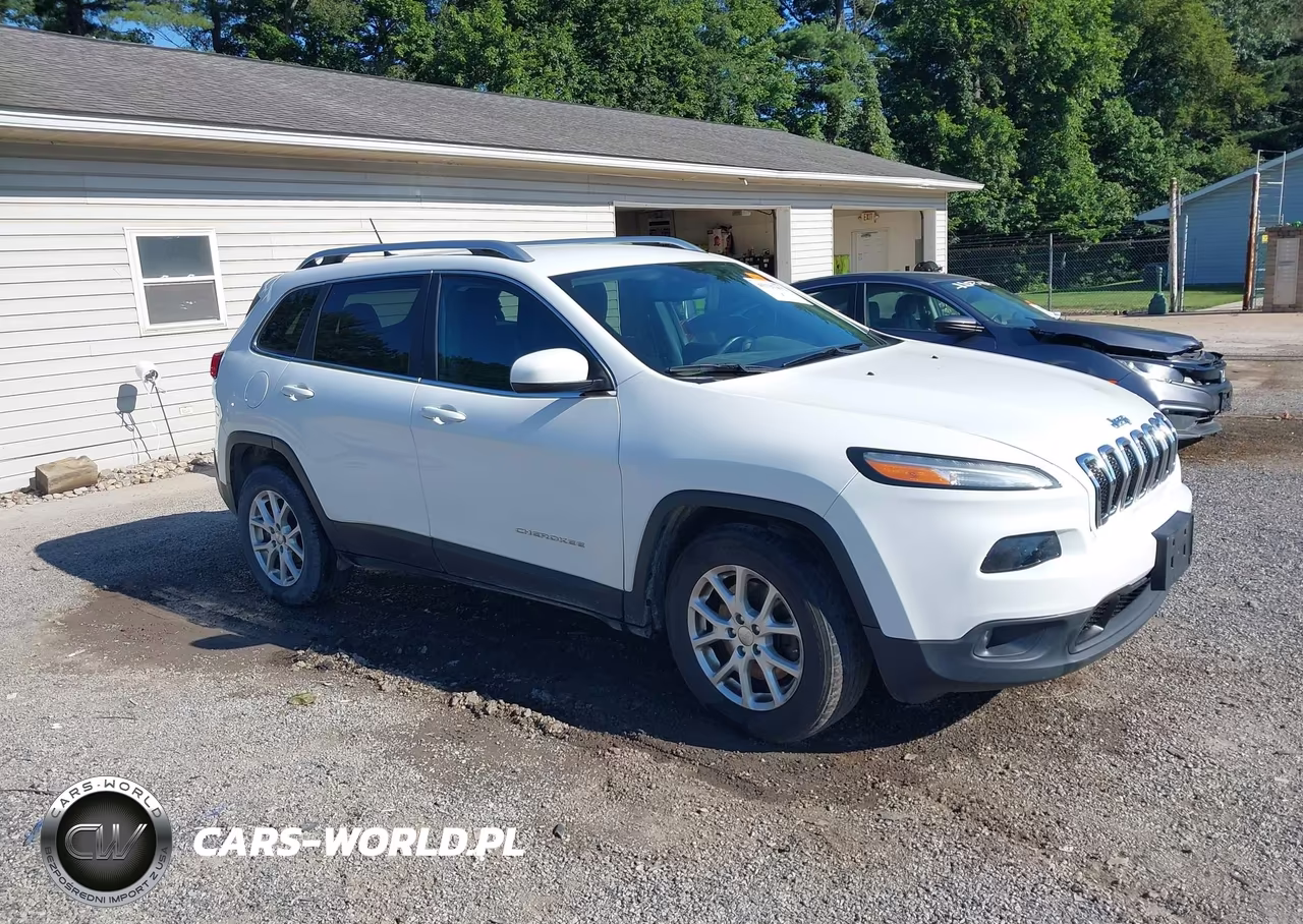 2015 Jeep Cherokee Latitude – zdjęcie 1 z 18