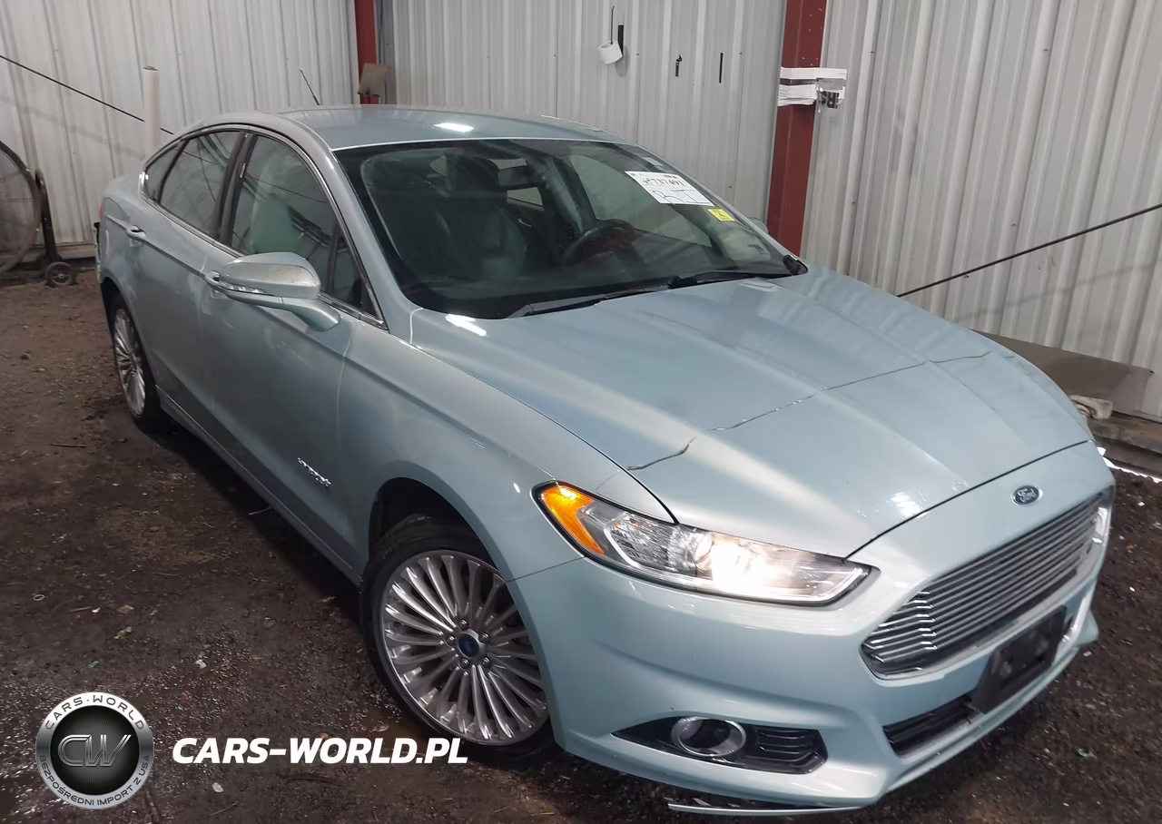 2014 Ford Fusion Hybrid Titanium – zdjęcie 1 z 16