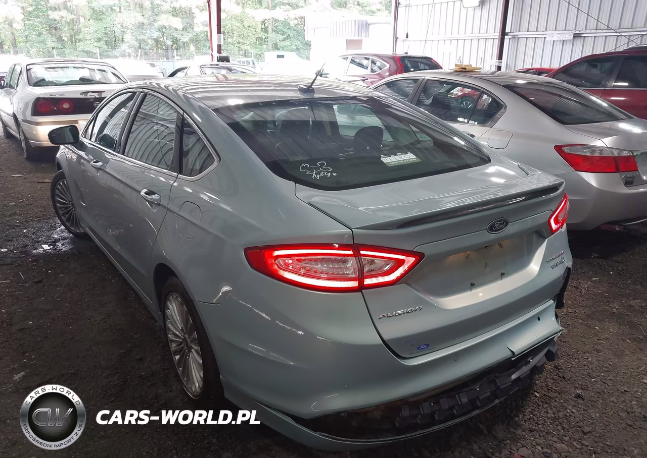 2014 Ford Fusion Hybrid Titanium VIN:3FA6P0RU6ER255714 - 3