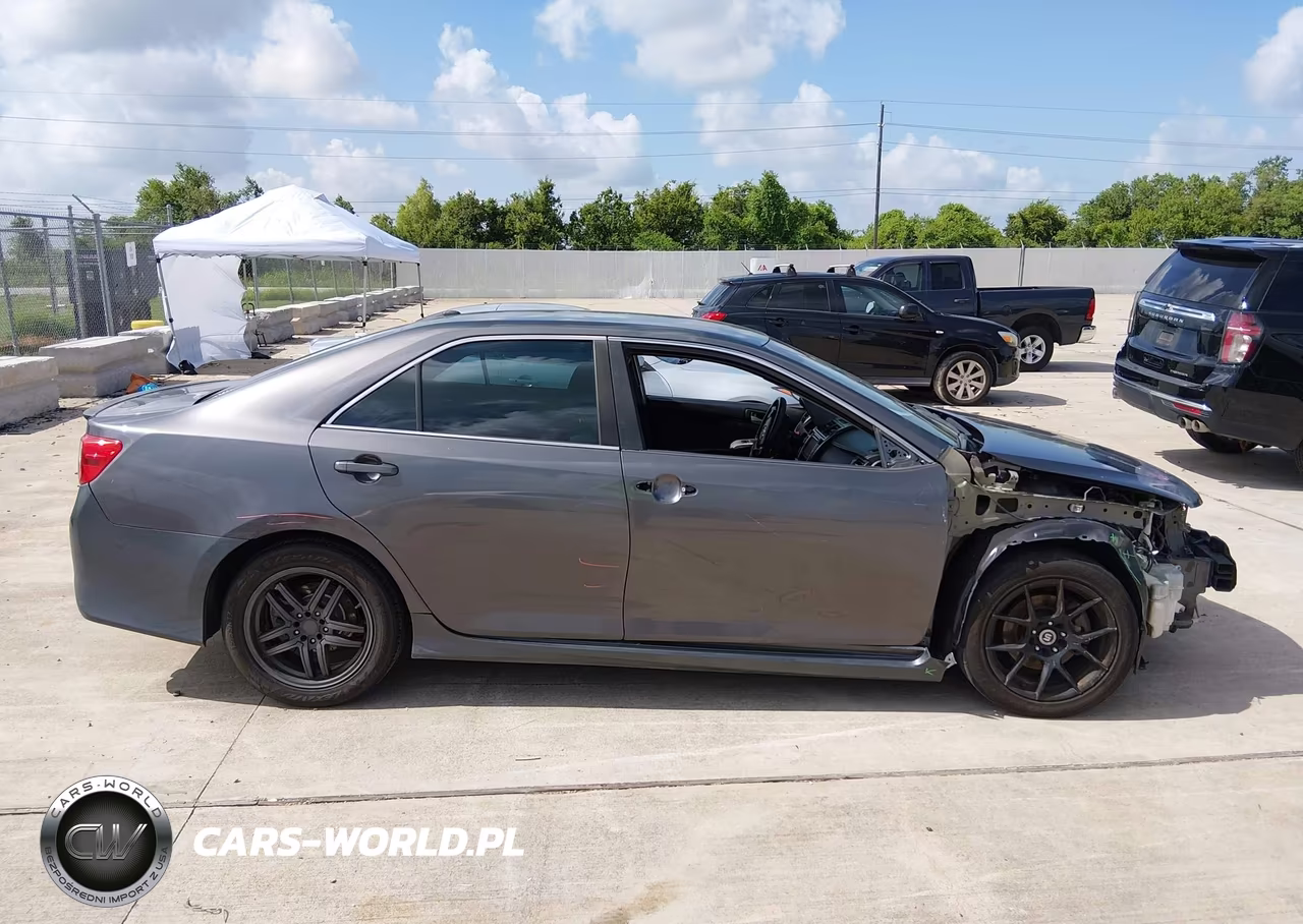 2013 Toyota Camry Se VIN:4T1BF1FK1DU284481 - 13
