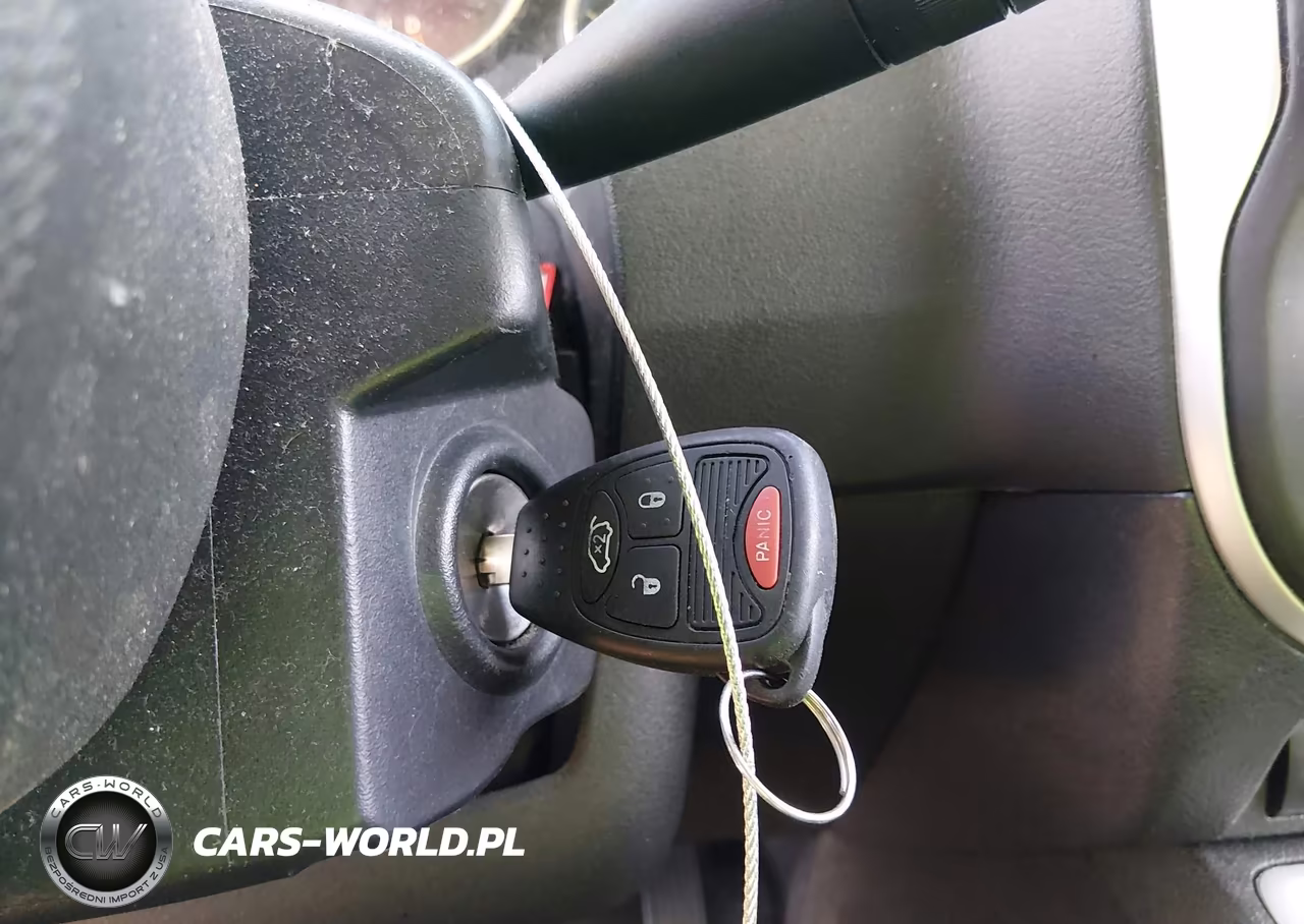 2014 Jeep Compass Latitude VIN:1C4NJDEB8ED822761 - 11