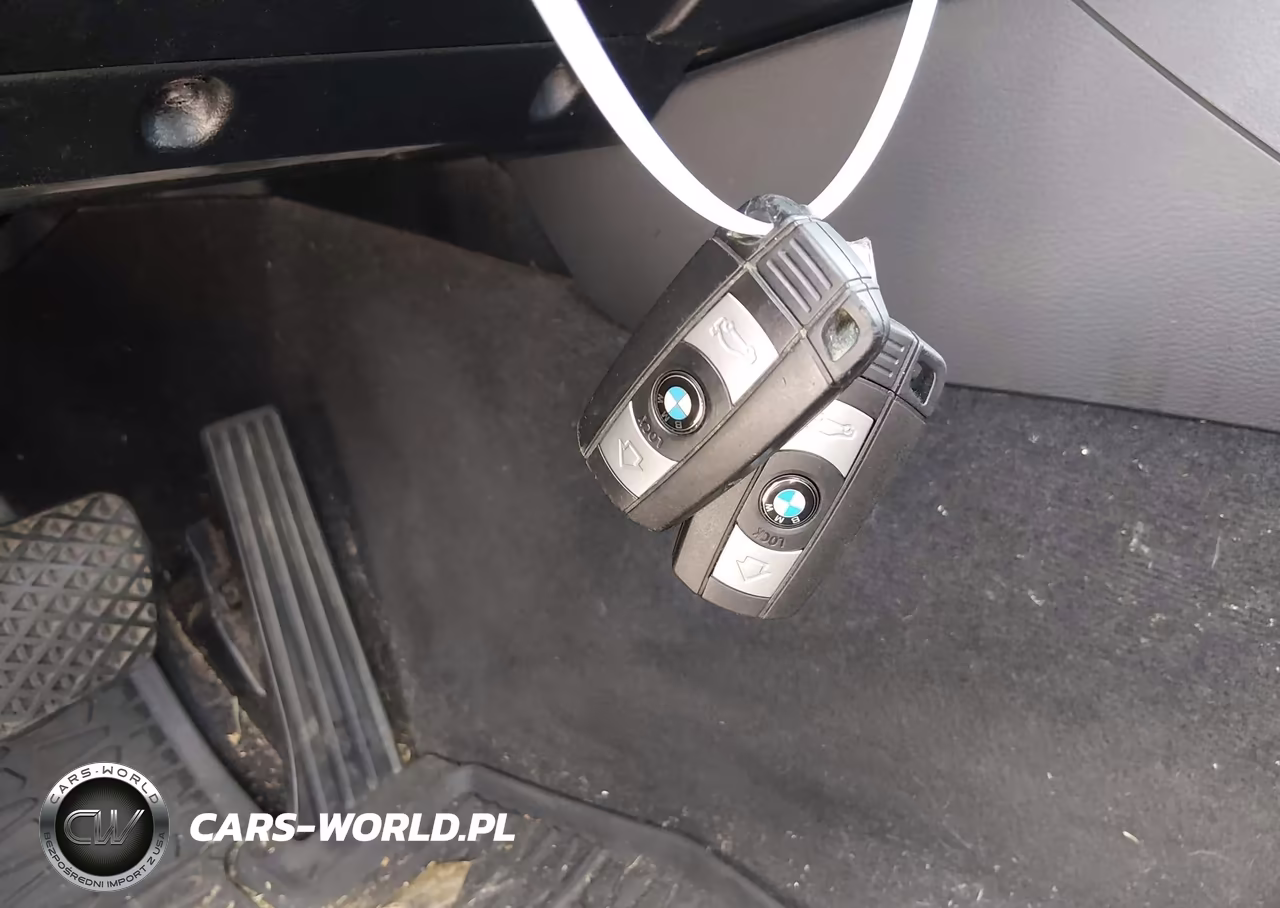 2013 BMW X1 xDrive28I VIN:WBAVL1C53DVR90254 - 11