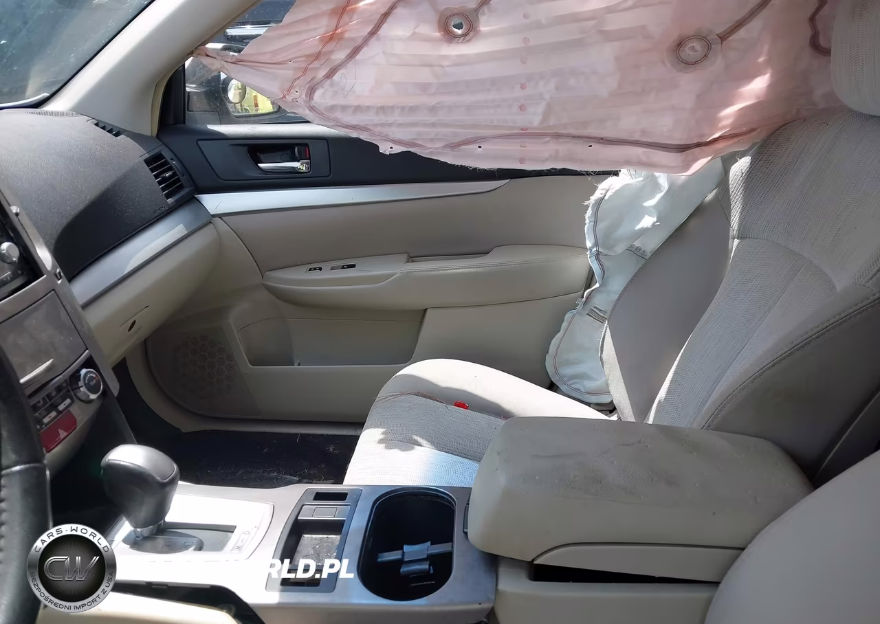 2014 Subaru Outback 2.5I Premium VIN:4S4BRCCC7E3237222 - 5