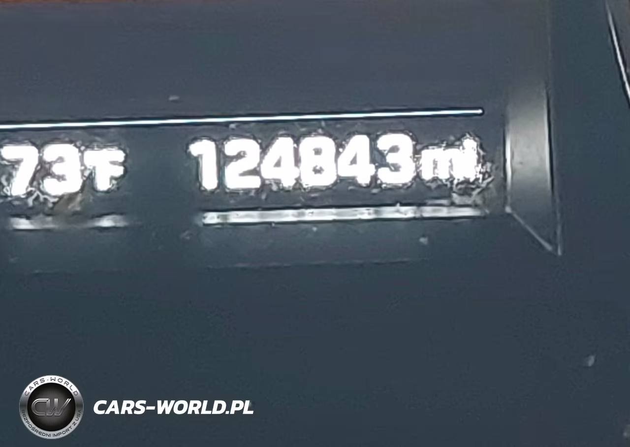 2017 Hyundai Santa Fe Sport 2.0T Ultimate VIN:5XYZWDLA0HG384773 - 15