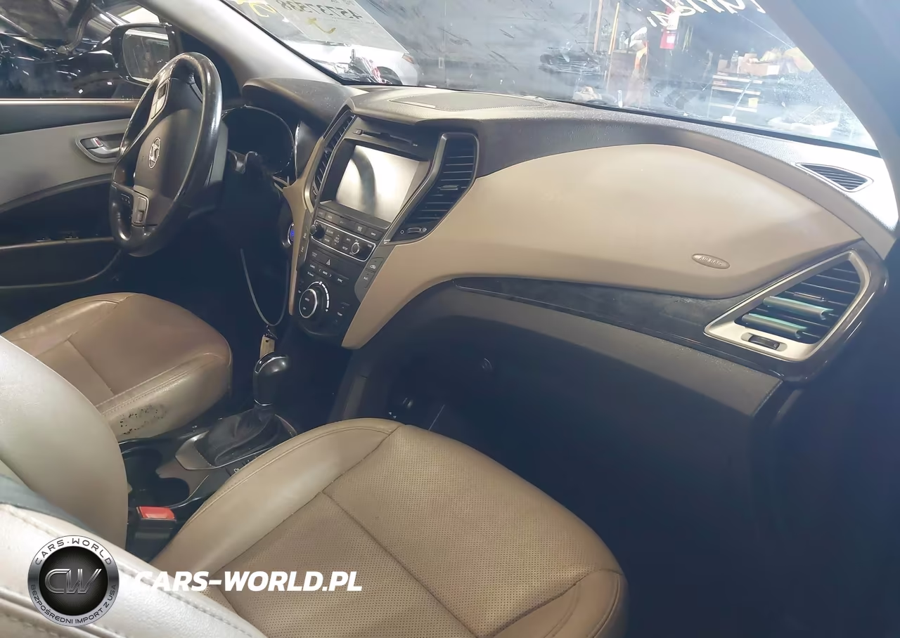 2017 Hyundai Santa Fe Sport 2.0T Ultimate VIN:5XYZWDLA0HG384773 - 5