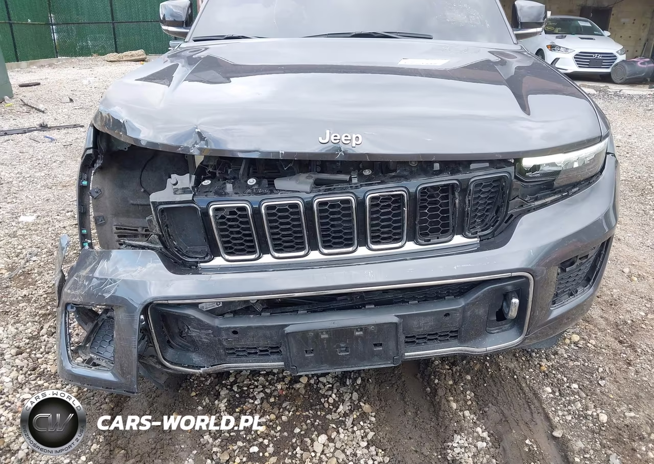2022 Jeep Grand Cherokee Overland 4X4 VIN:1C4RJHDG3N8590990 - 6