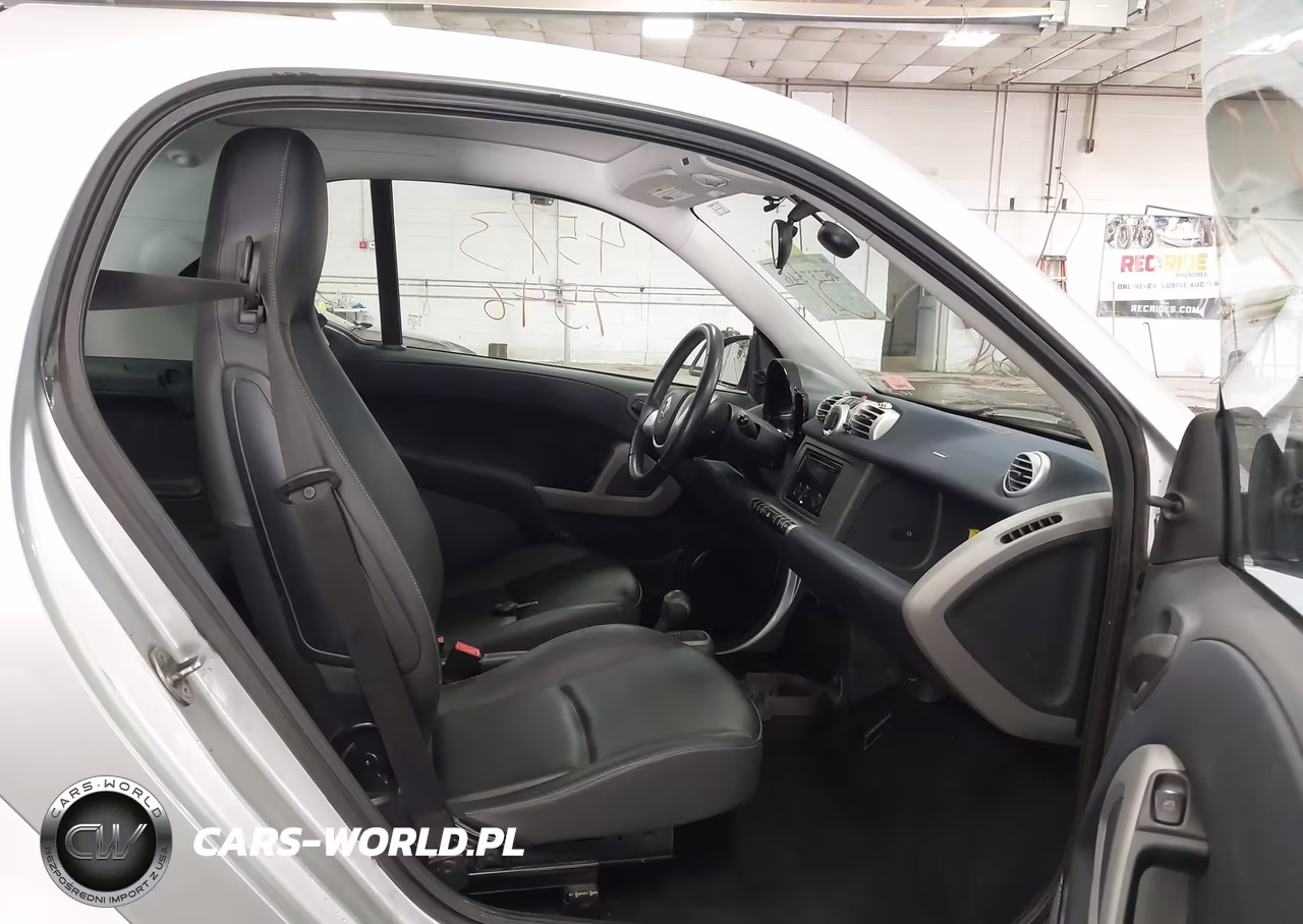2015 Smart Fortwo Pure VIN:WMEEJ3BA6FK805901 - 5
