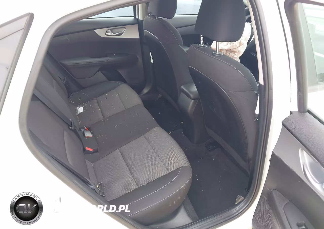 2023 Kia Forte Lxs VIN:3KPF24AD6PE624769 - 8