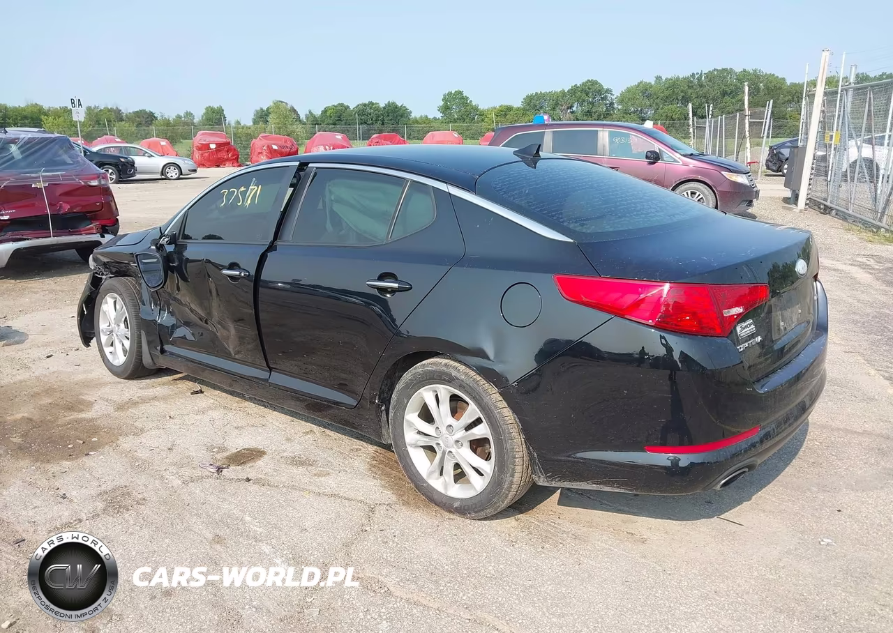 2013 Kia Optima Lx VIN:5XXGM4A70DG233581 - 3