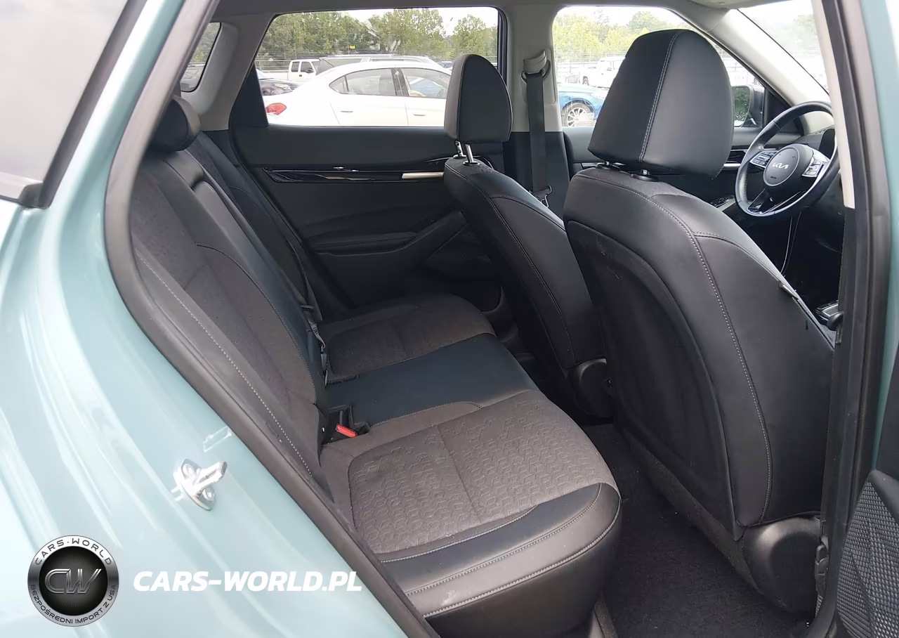 2025 Kia Seltos S VIN:KNDEUCAA2S7726827 - 8