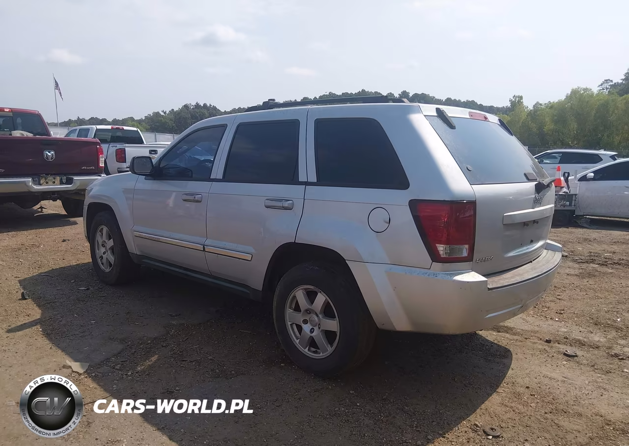 2010 Jeep Grand Cherokee Laredo VIN:1J4PS4GK7AC156537 - 3