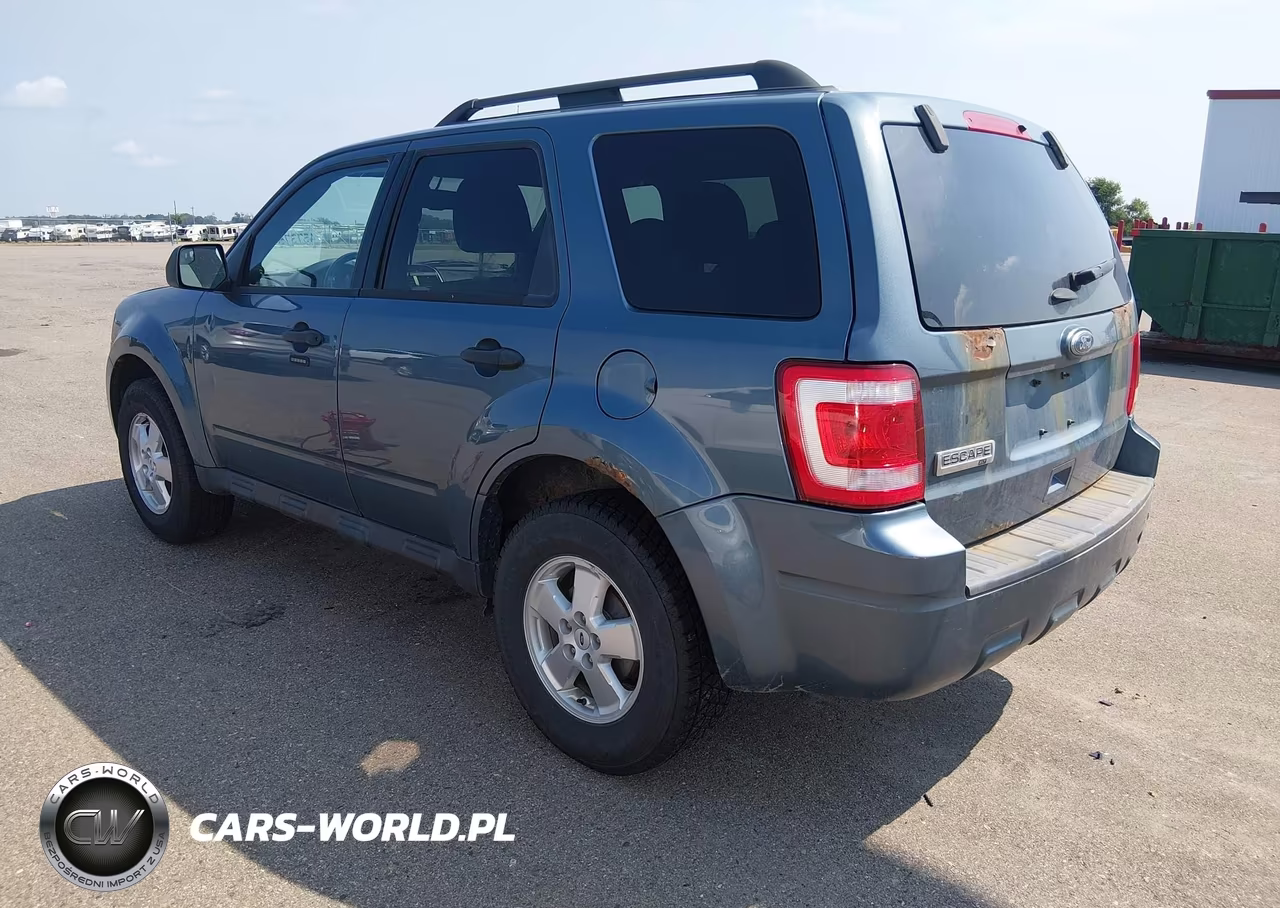 2011 Ford Escape Xlt VIN:1FMCU0D70BKB91138 - 3