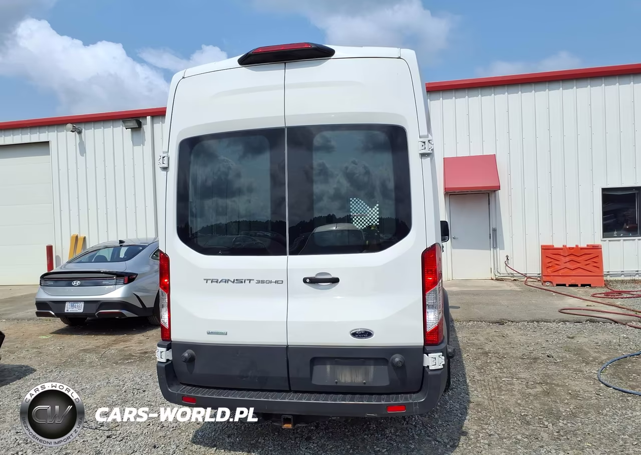 2018 Ford Transit-350 VIN:1FTRS4XG9JKB31218 - 16
