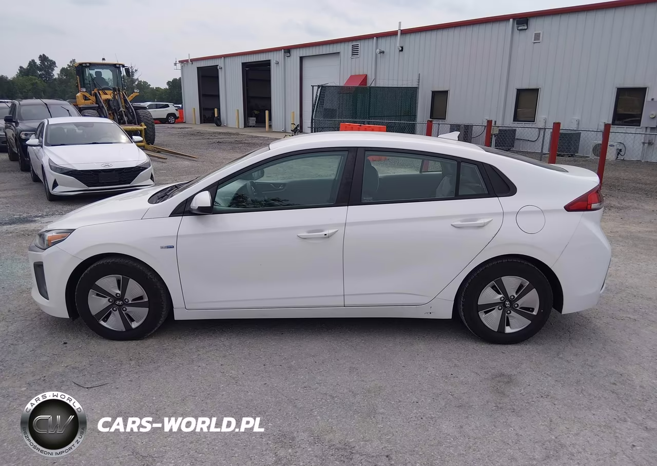 2020 Hyundai Ioniq Hybrid Blue VIN:KMHC65LC0LU221489 - 15