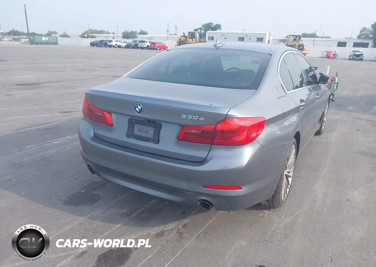 2018 BMW 530E Iperformance VIN:WBAJA9C54JB033177 - 4