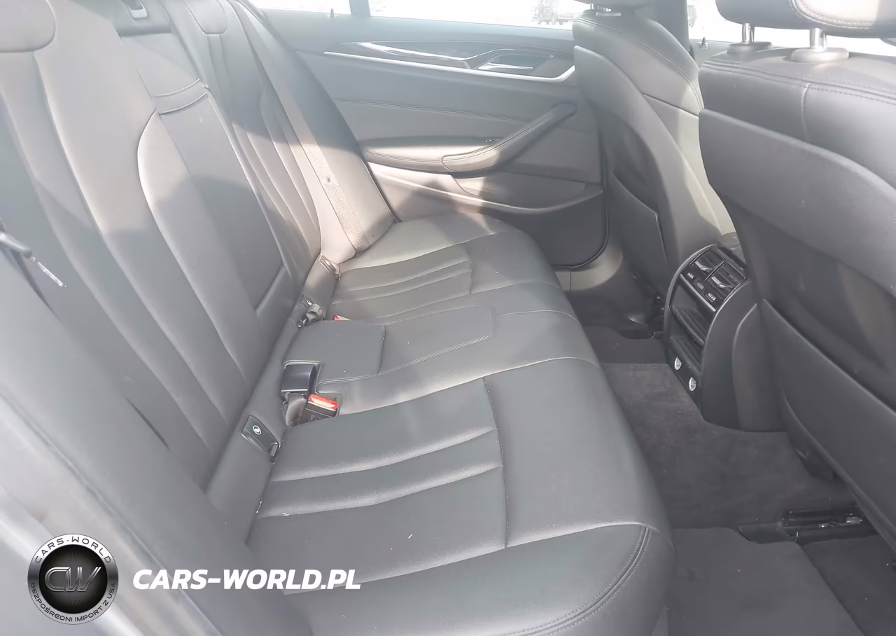 2018 BMW 530E Iperformance VIN:WBAJA9C54JB033177 - 8