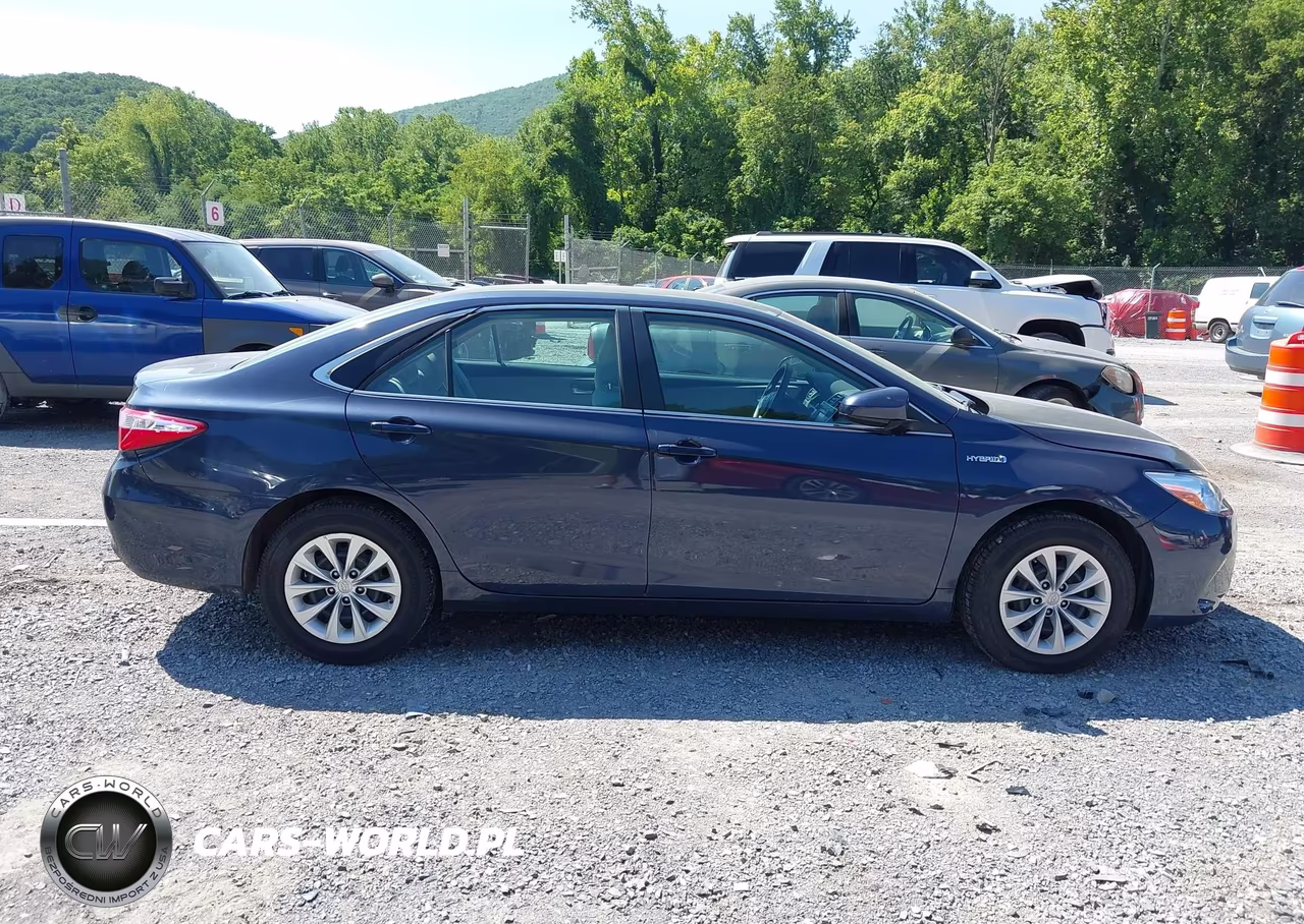 2017 Toyota Camry Hybrid Le VIN:4T1BD1FK8HU206677 - 13