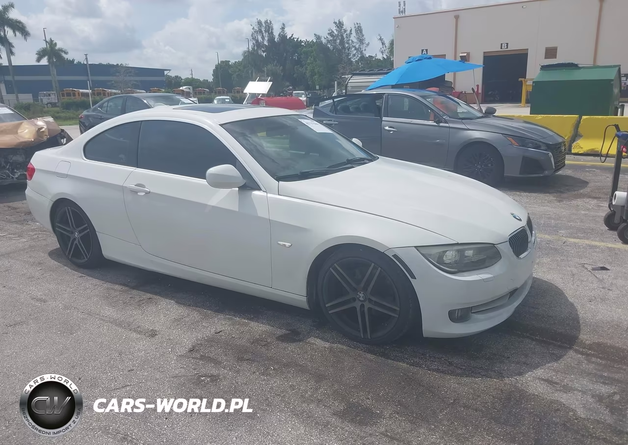 2011 BMW 328I – zdjęcie 1 z 13