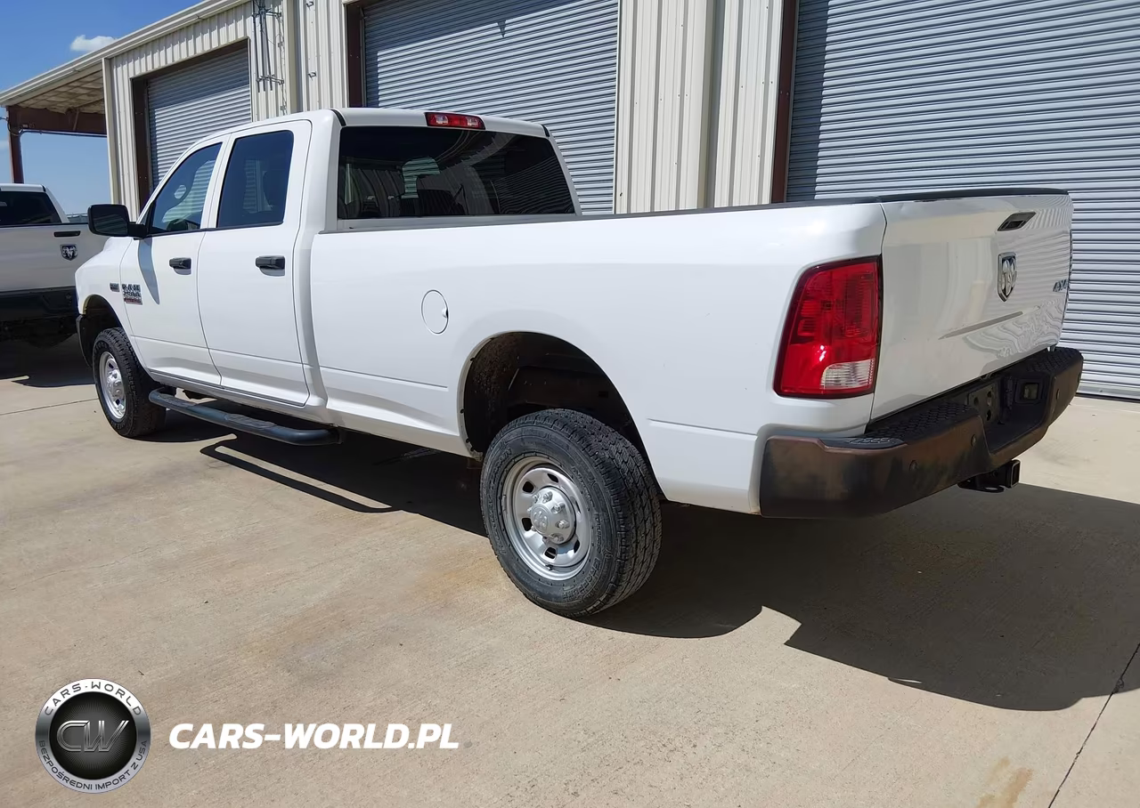 2017 Ram 2500 Tradesman 4X4 8' Box VIN:3C6UR5HJXHG740042 - 3