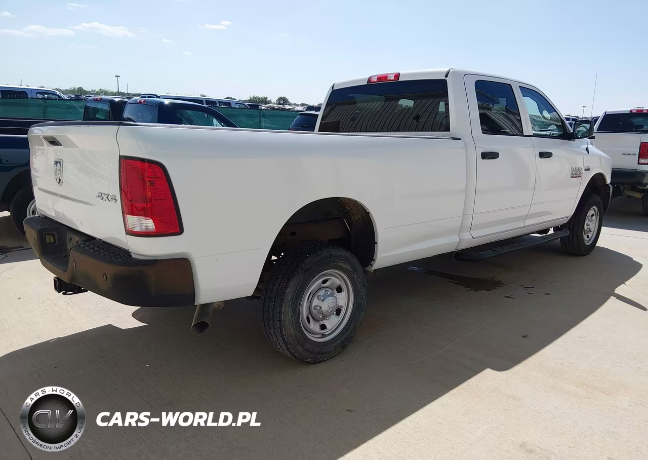 2017 Ram 2500 Tradesman 4X4 8' Box VIN:3C6UR5HJXHG740042 - 4