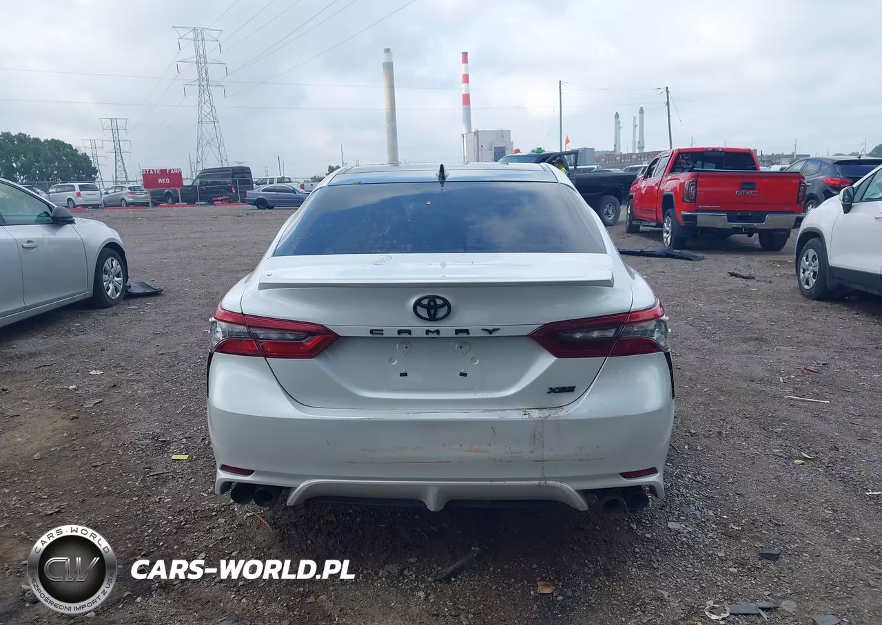 2021 Toyota Camry Xse VIN:4T1K61AK3MU543348 - 17
