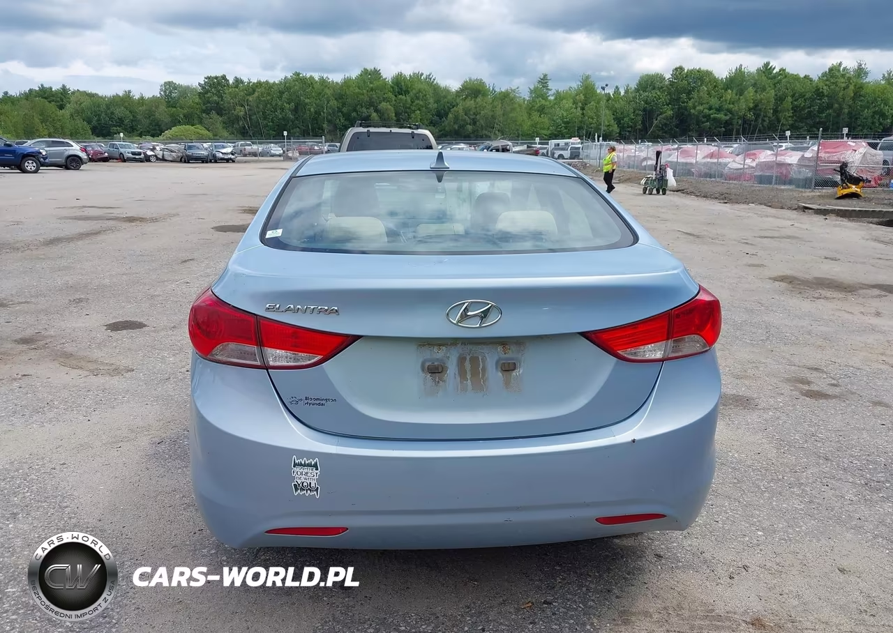 2013 Hyundai Elantra Gls VIN:KMHDH4AE6DU774520 - 15