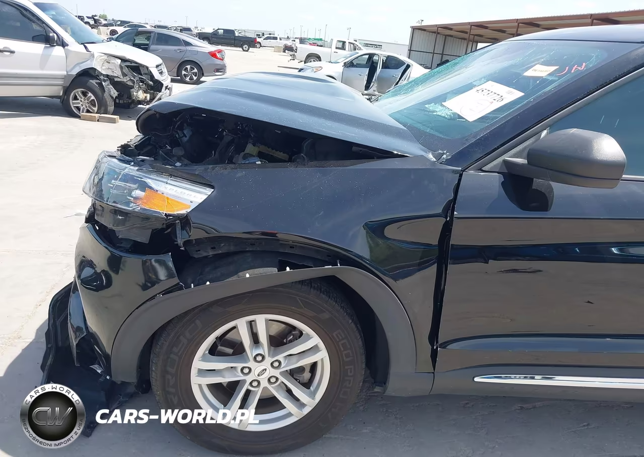 2024 Ford Explorer Xlt VIN:1FMSK7DH1RGA67900 - 17