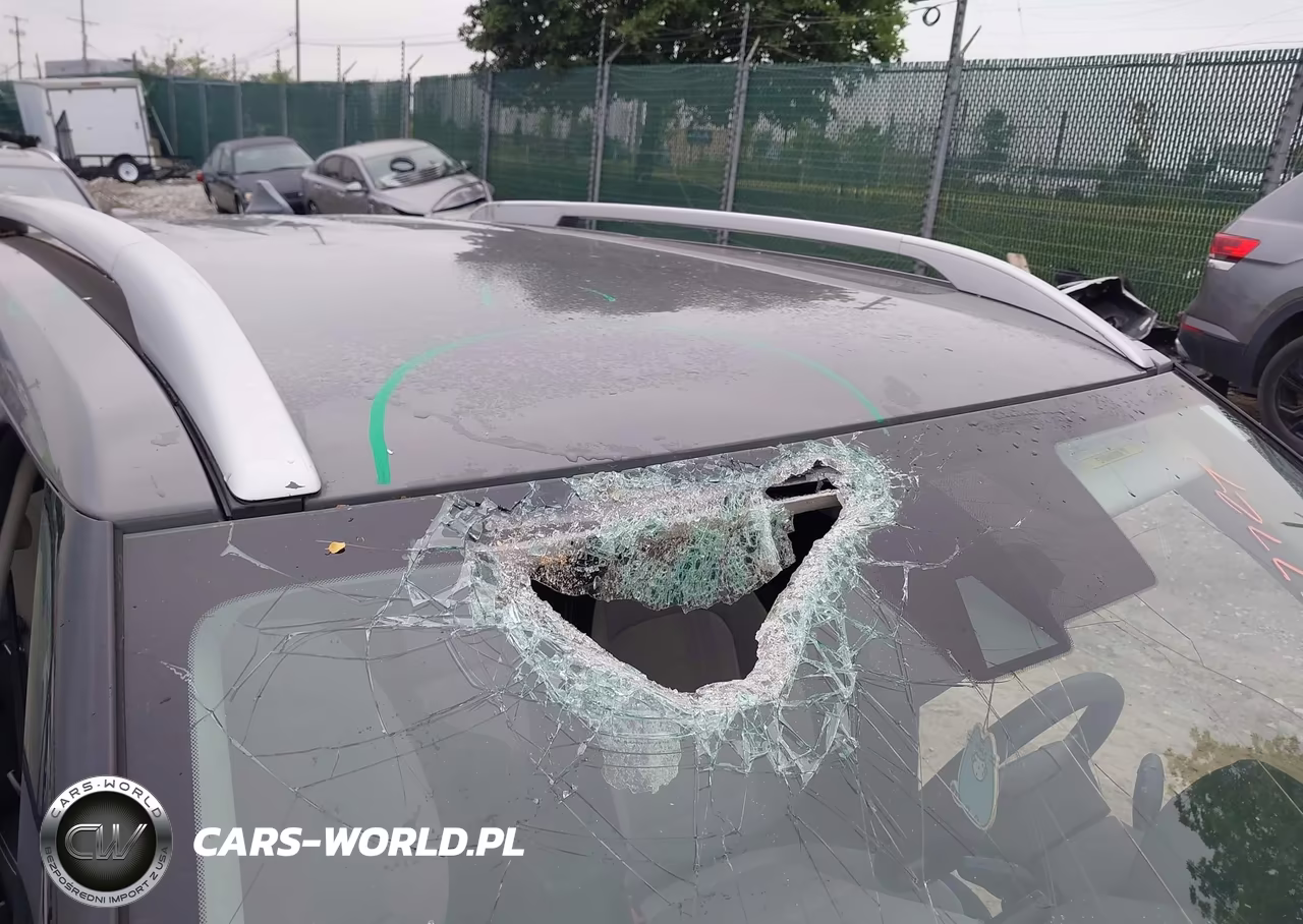 2020 Hyundai Venue Sel VIN:KMHRC8A35LU041013 - 6