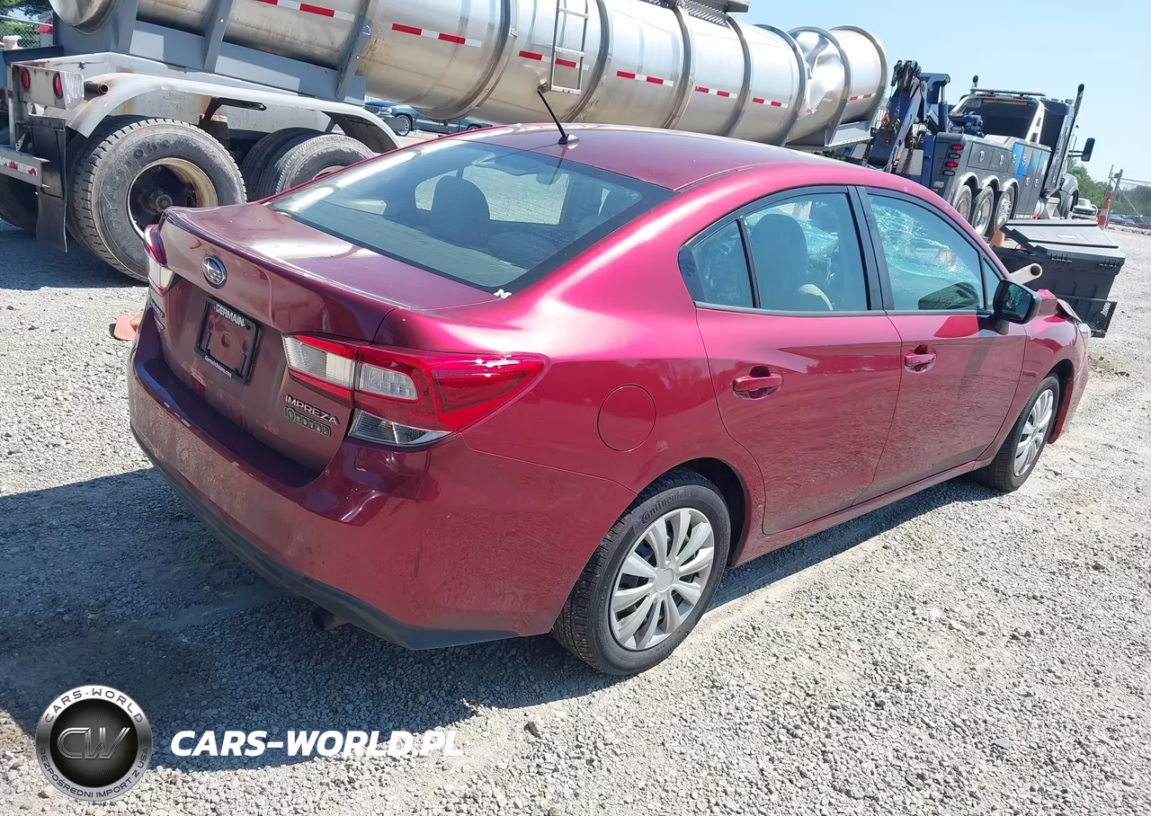 2018 Subaru Impreza 2.0I VIN:4S3GKAA69J1611982 - 4