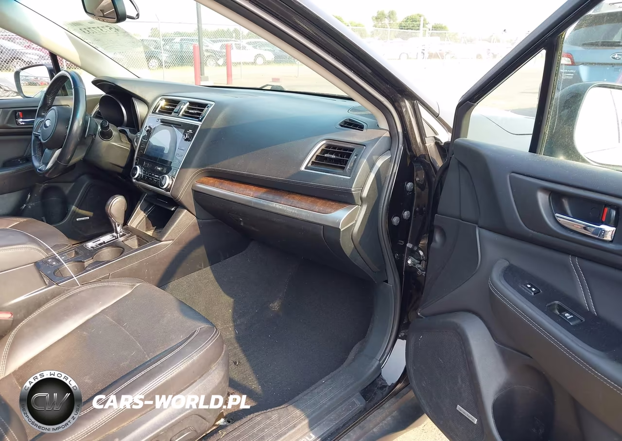 2018 Subaru Outback 2.5I Limited VIN:4S4BSAKC3J3311305 - 5