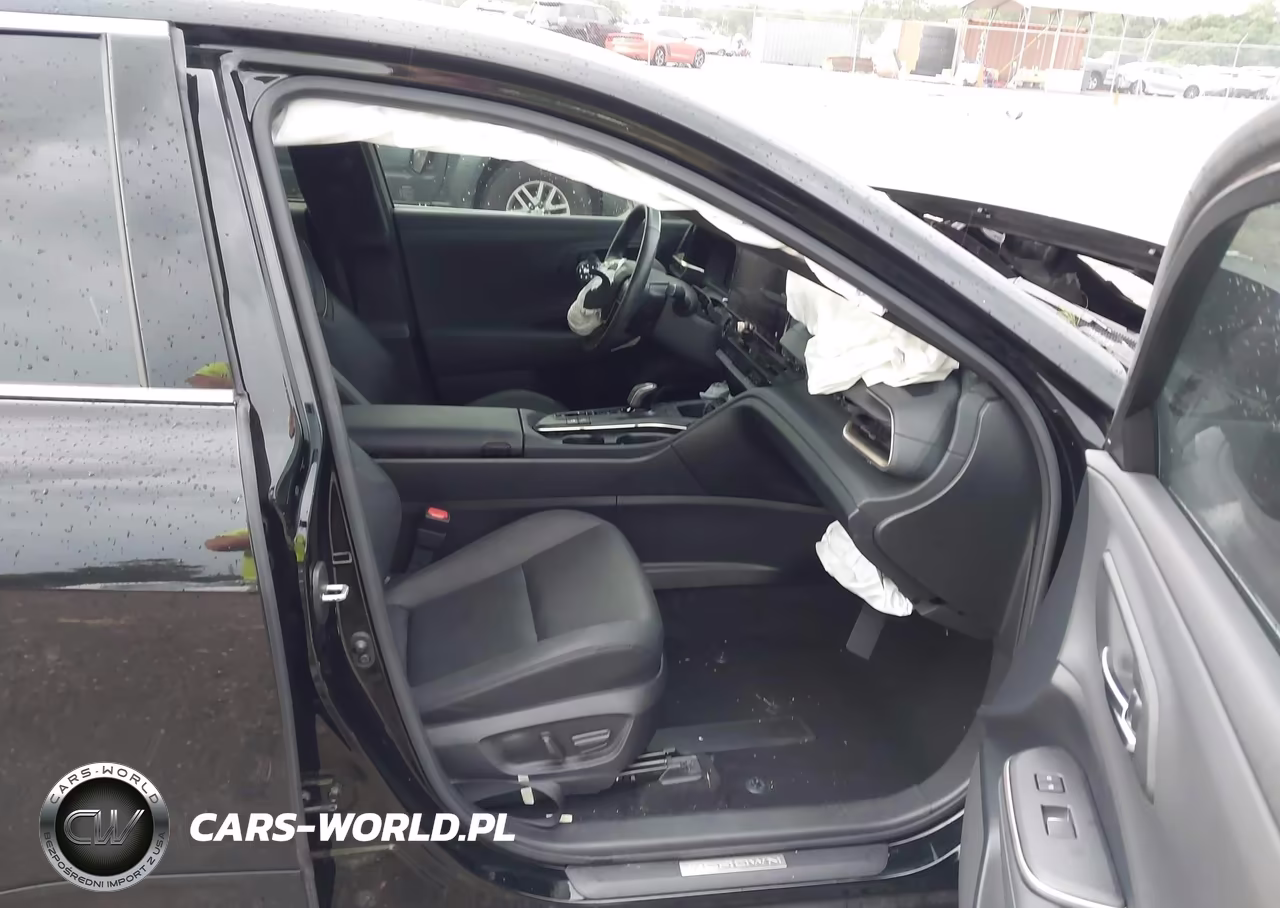 2023 Toyota Crown Limited VIN:JTDAAAAF7P3017963 - 5