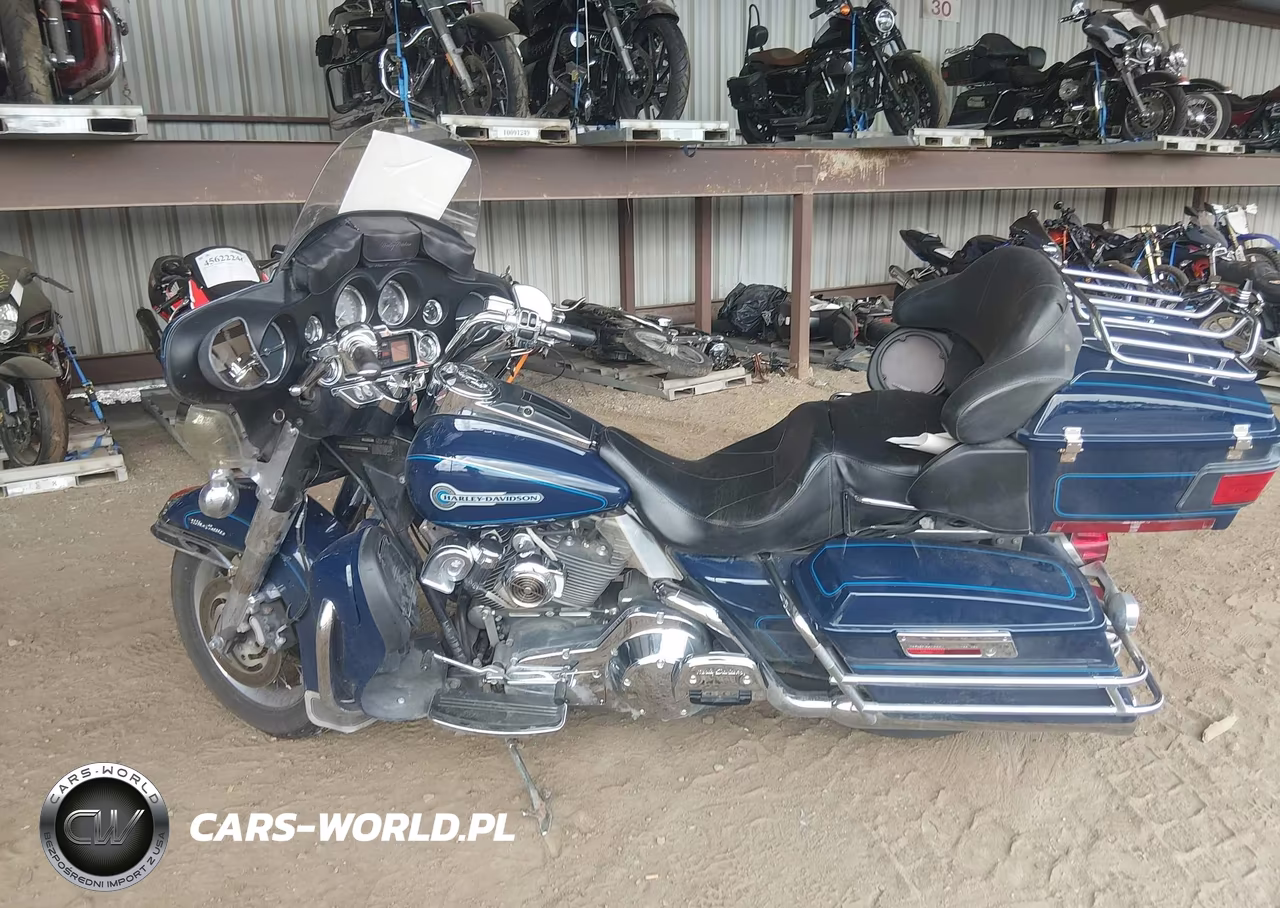 2005 Harley-Davidson Flhtcui Shrine VIN:1HD1FLW145Y609832 - 13