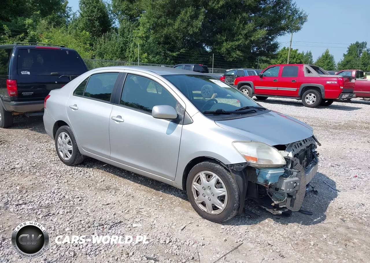 2012 Toyota Yaris – zdjęcie 1 z 16