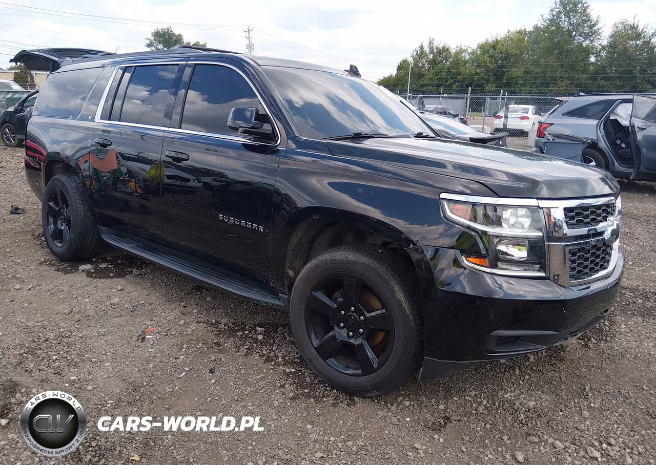2017 Chevrolet Suburban Lt – zdjęcie 1 z 17