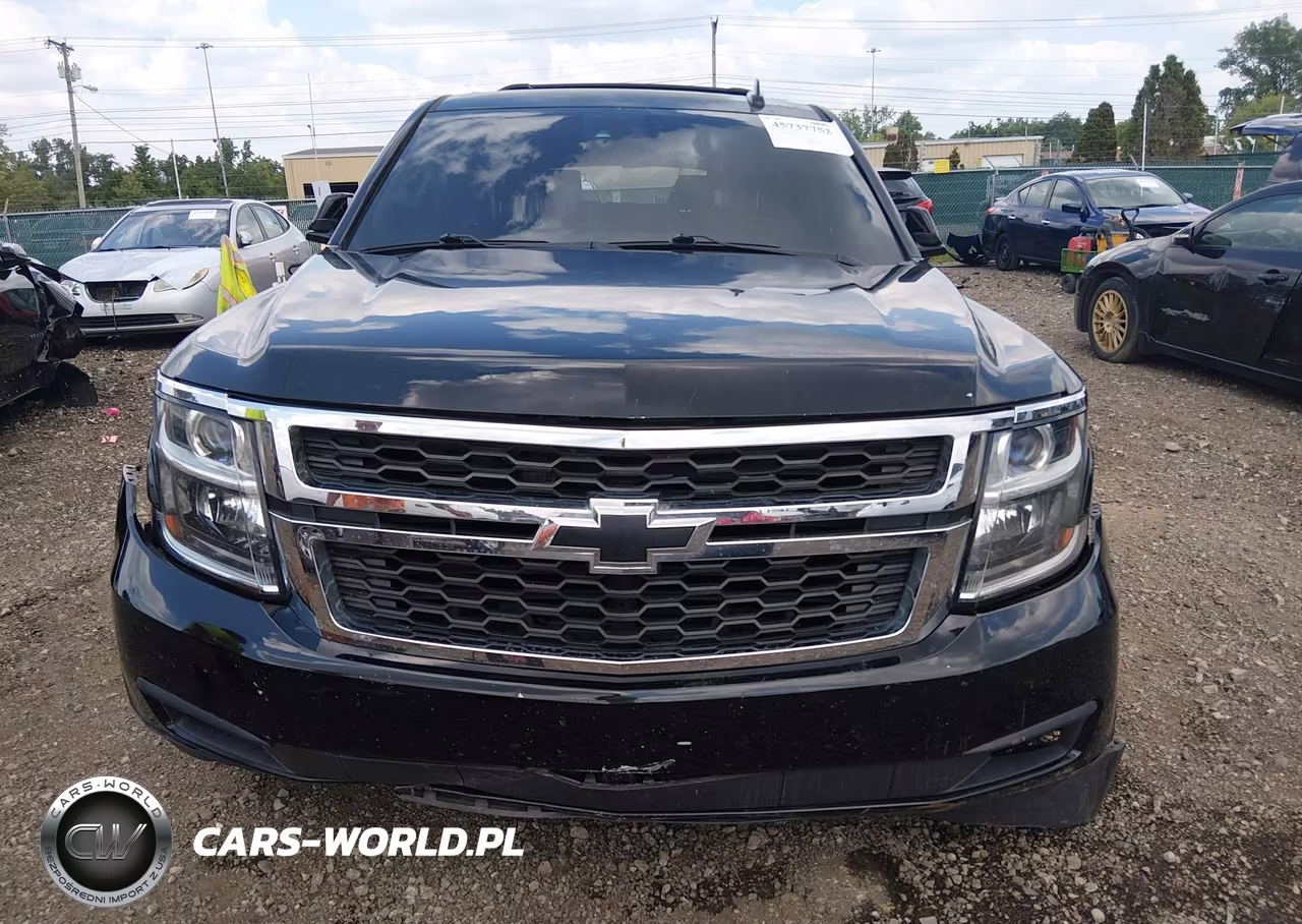 2017 Chevrolet Suburban Lt VIN:1GNSKHKC2HR271813 - 11