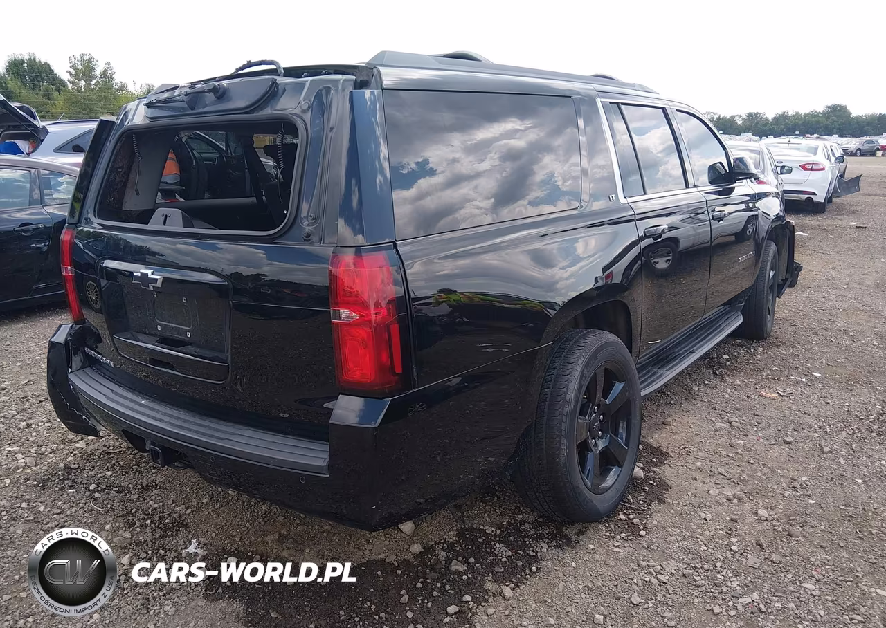 2017 Chevrolet Suburban Lt VIN:1GNSKHKC2HR271813 - 4