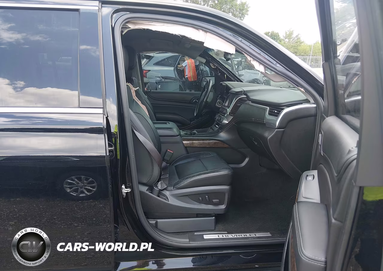 2017 Chevrolet Suburban Lt VIN:1GNSKHKC2HR271813 - 5