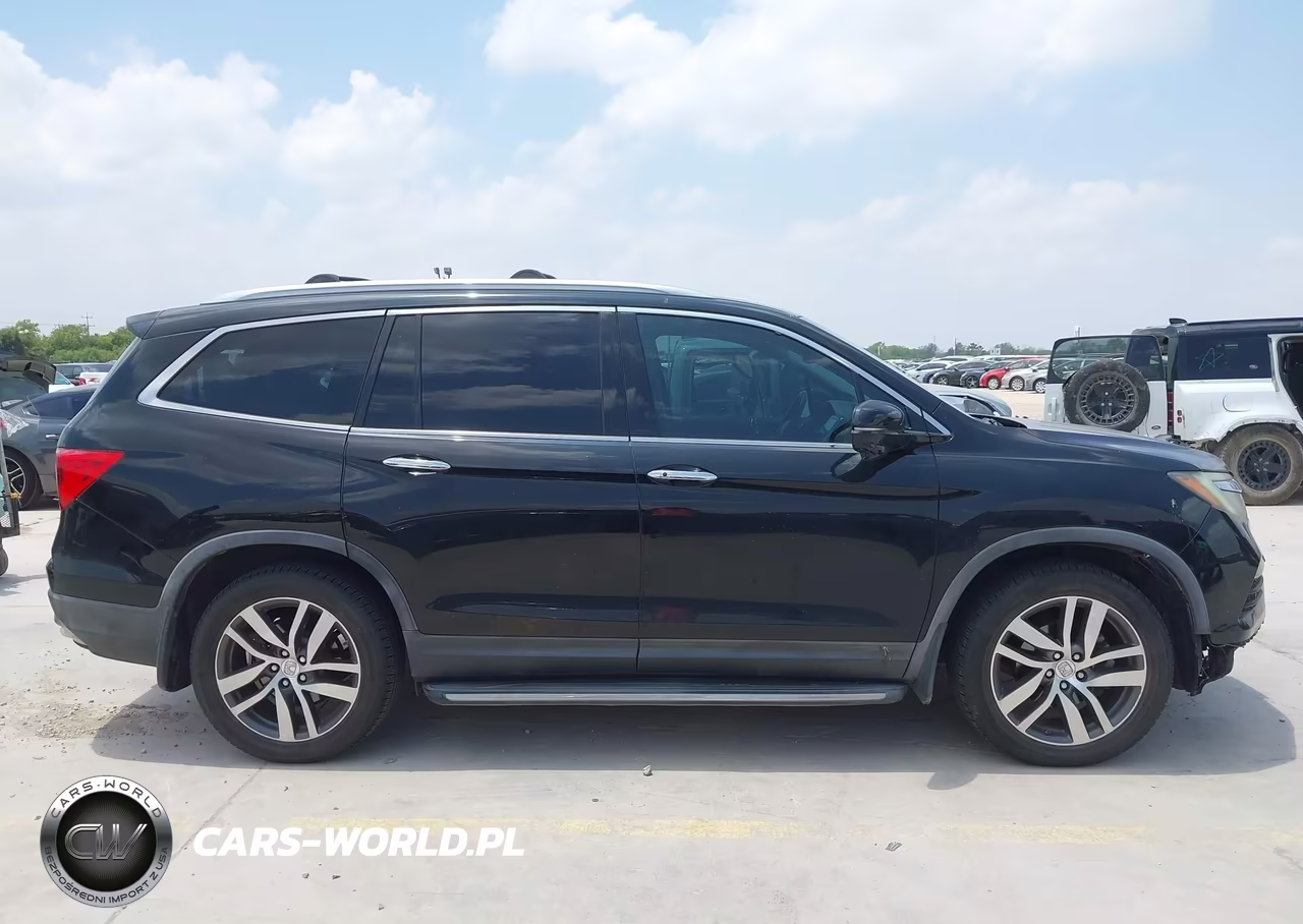 2016 Honda Pilot Touring VIN:5FNYF6H99GB093488 - 13
