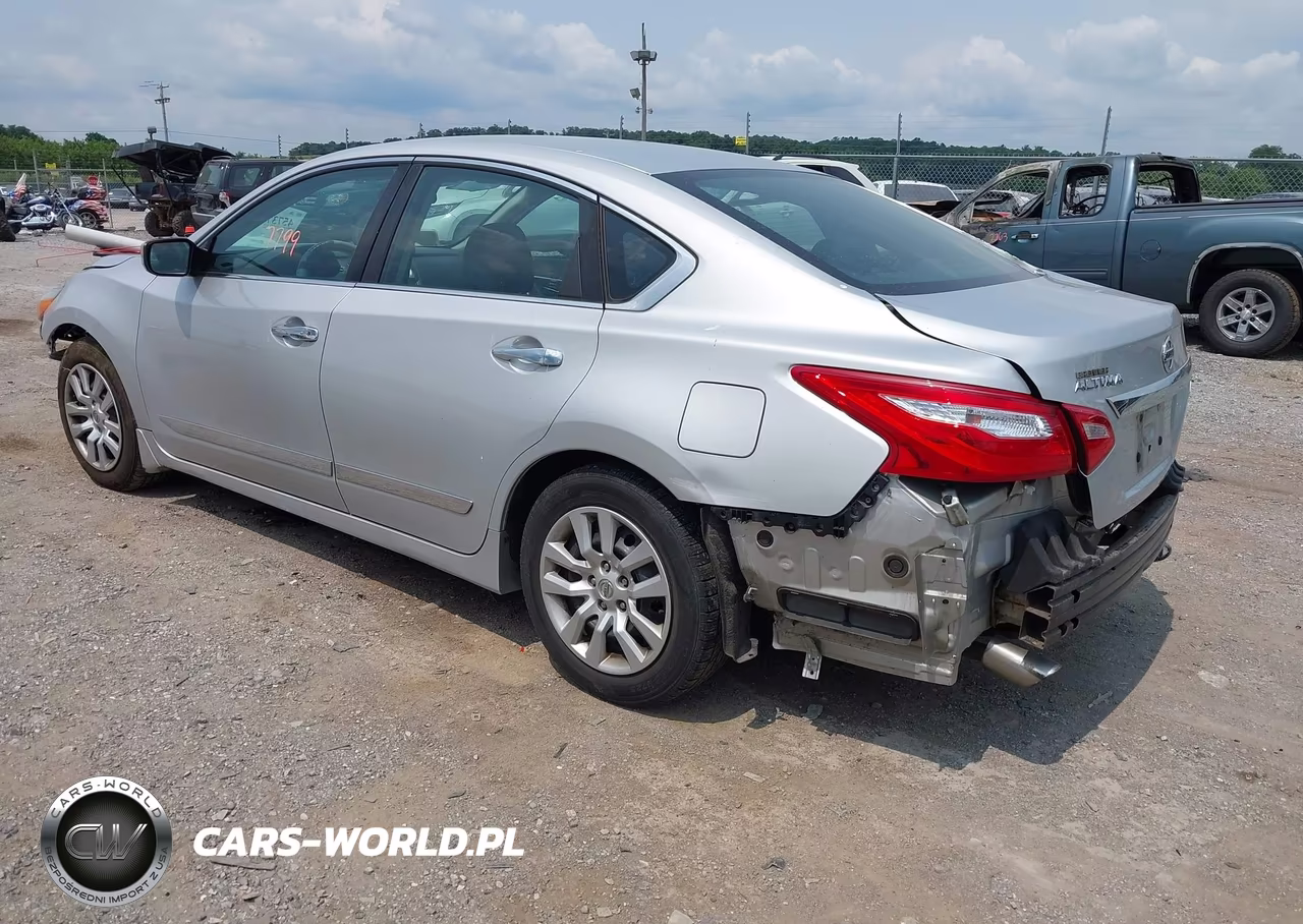 2017 Nissan Altima 2.5 S VIN:1N4AL3AP2HC280562 - 3