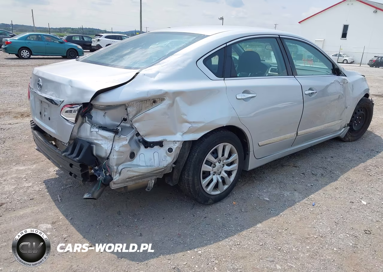 2017 Nissan Altima 2.5 S VIN:1N4AL3AP2HC280562 - 4