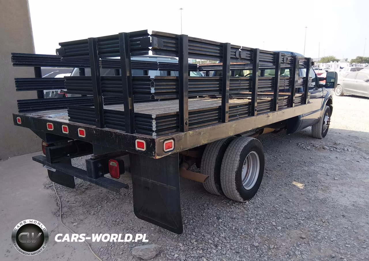 2014 Ford F-350 Chassis Xl VIN:1FDRF3G63EEB81697 - 4