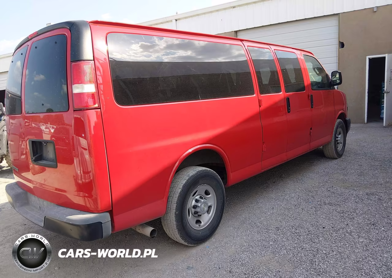 2020 Chevrolet Express Passenger Rwd 3500 Extended Wheelbase Ls VIN:1GAZGNFP4L1256377 - 4